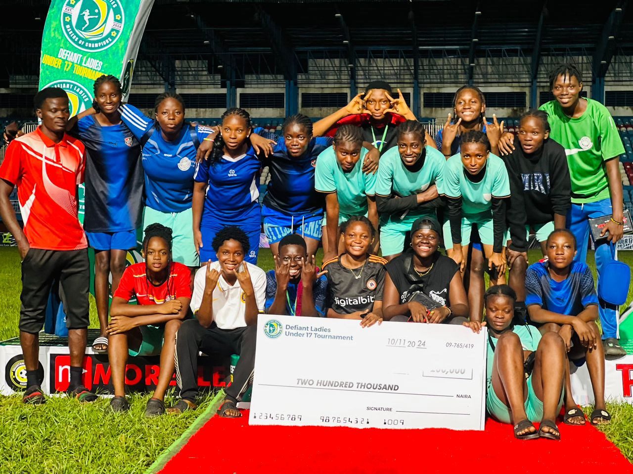 Reign FC Celebrating Player